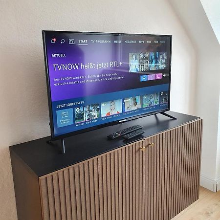 Melody Apartment Mit E-Ladesaeule Und Mobiler Klimaanlage Gelsenkirchen Buitenkant foto